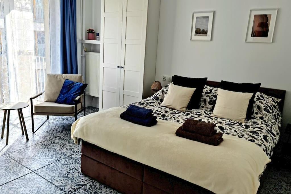 Apartament Poludniowy Z Balkonem 2 Osoby Varsó Kültér fotó