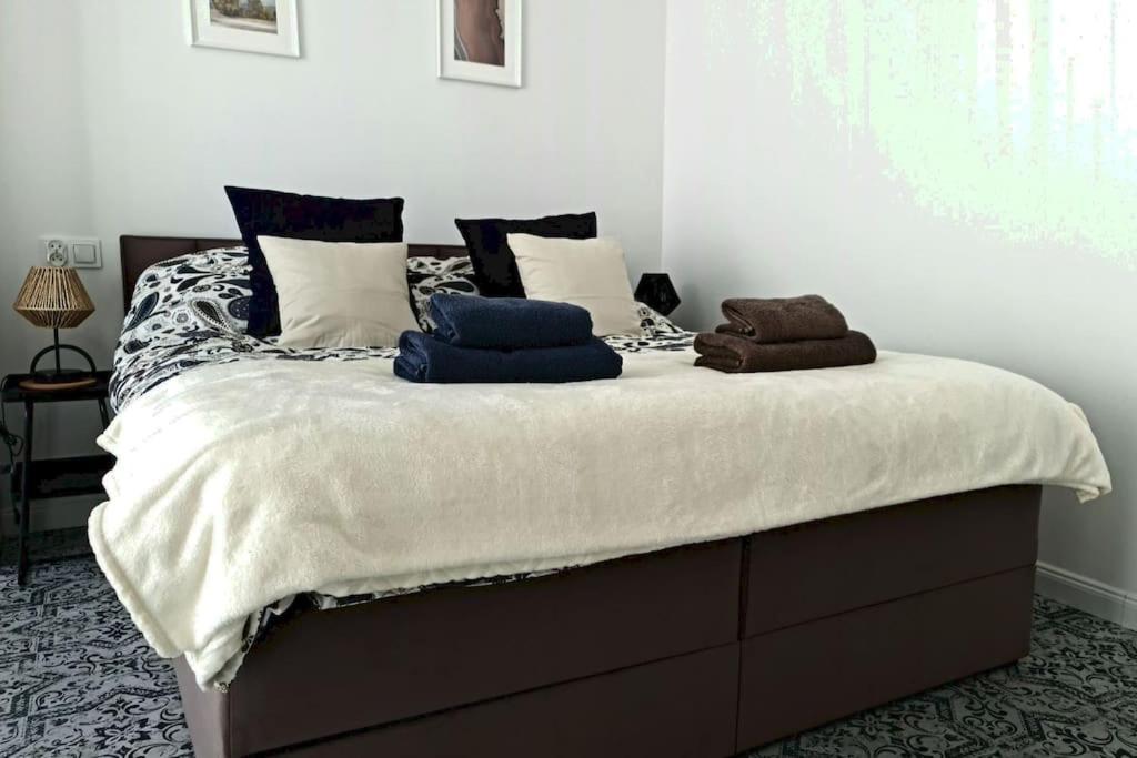 Apartament Poludniowy Z Balkonem 2 Osoby Varsó Kültér fotó