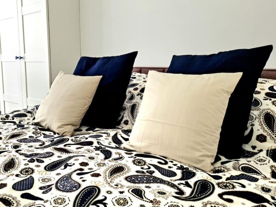 Apartament Poludniowy Z Balkonem 2 Osoby Varsó Kültér fotó