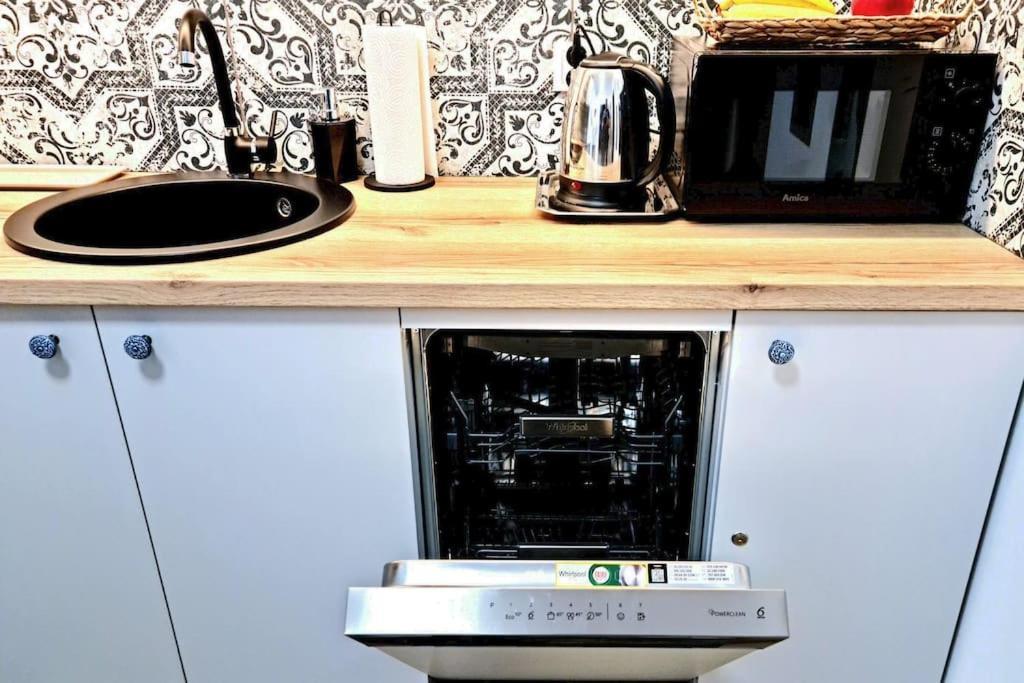 Apartament Poludniowy Z Balkonem 2 Osoby Varsó Kültér fotó
